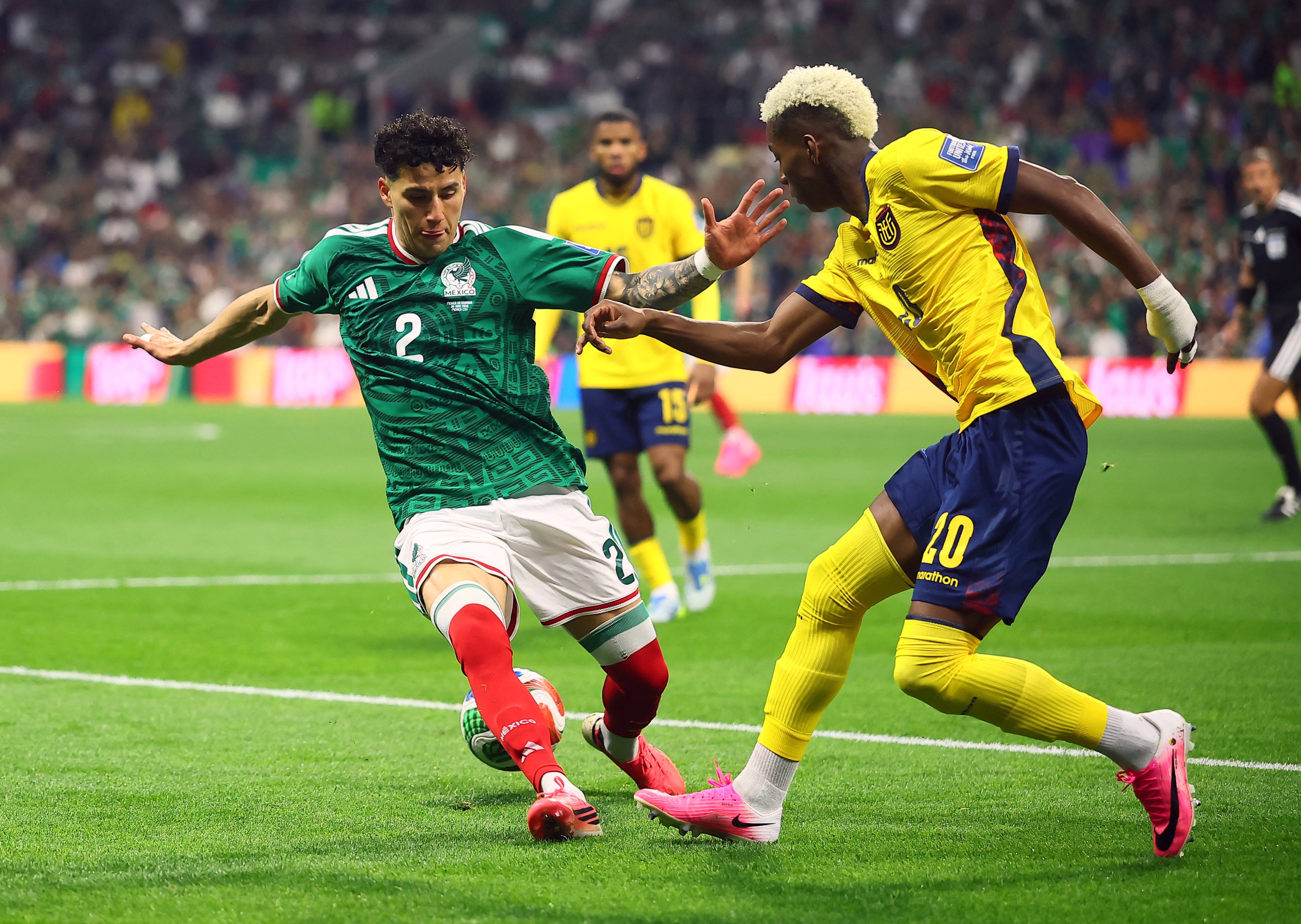 Duas pessoas morrem durante celebrações da classificação do México na Copa do Mundo