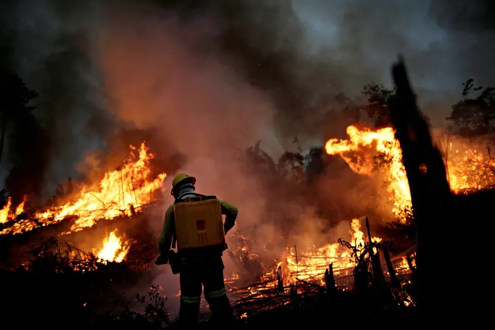 Governo lançou operação com foco nos combates das queimadas no Sul do Amazonas — Foto: Foto: Ueslei Marcelino/Reuters
