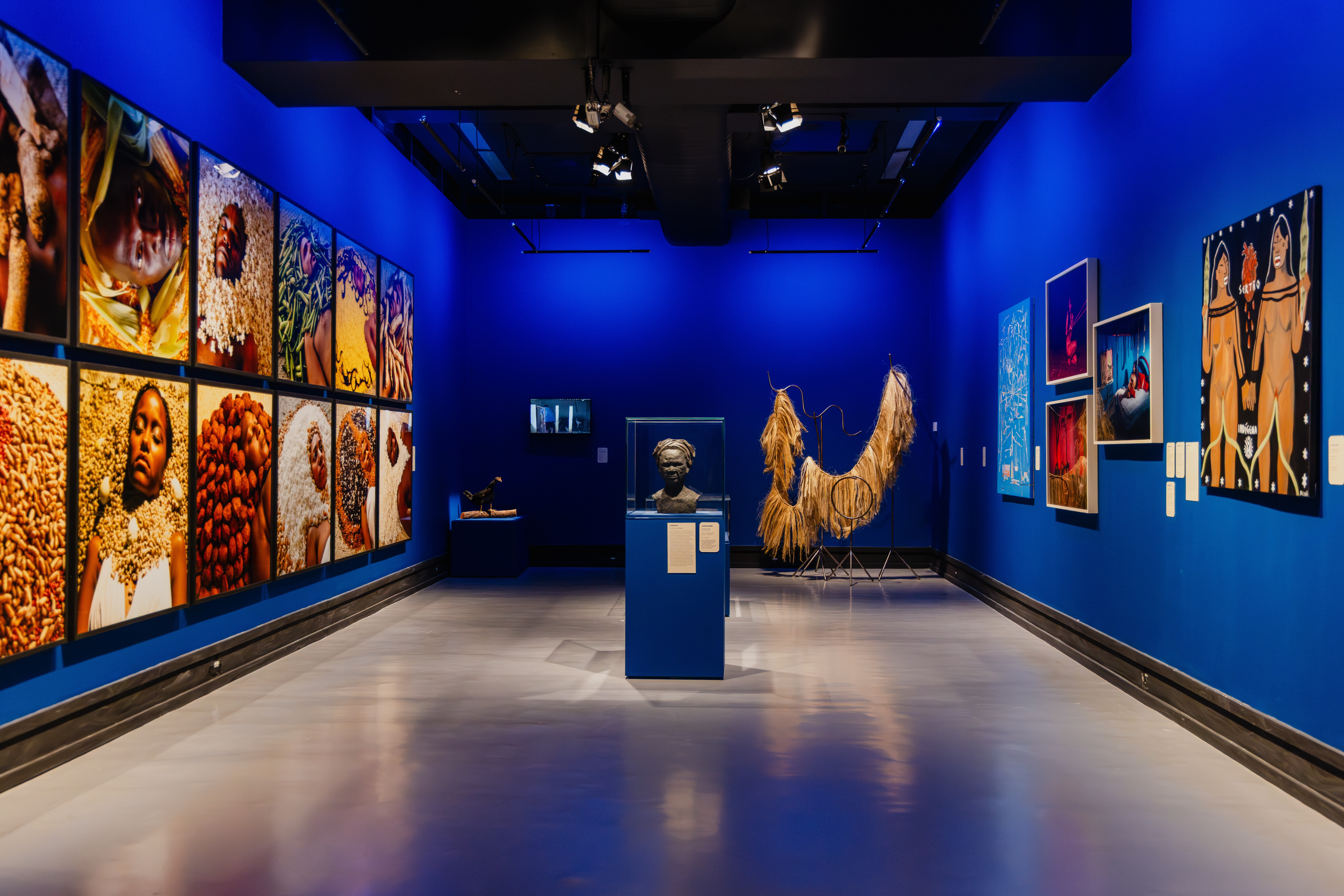Exposição 'Atlântico Sertão' leva obras de mais de 80 artistas ao Museu de Arte da Bahia