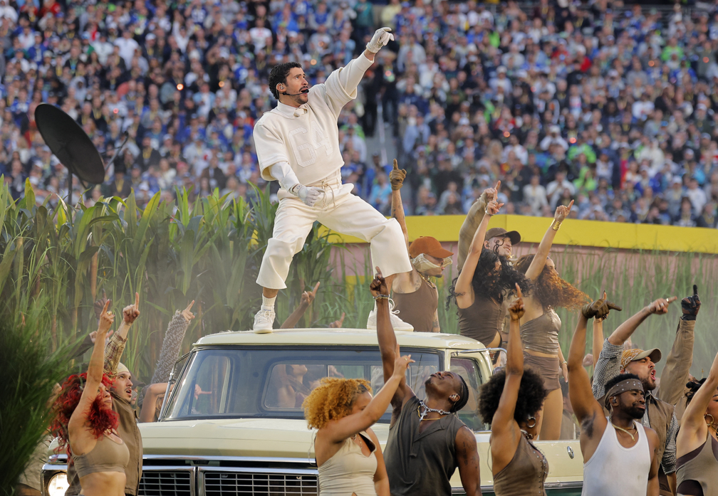 Bad Bunny ocupa o Top 5 de músicas mais tocadas dos Estados Unidos