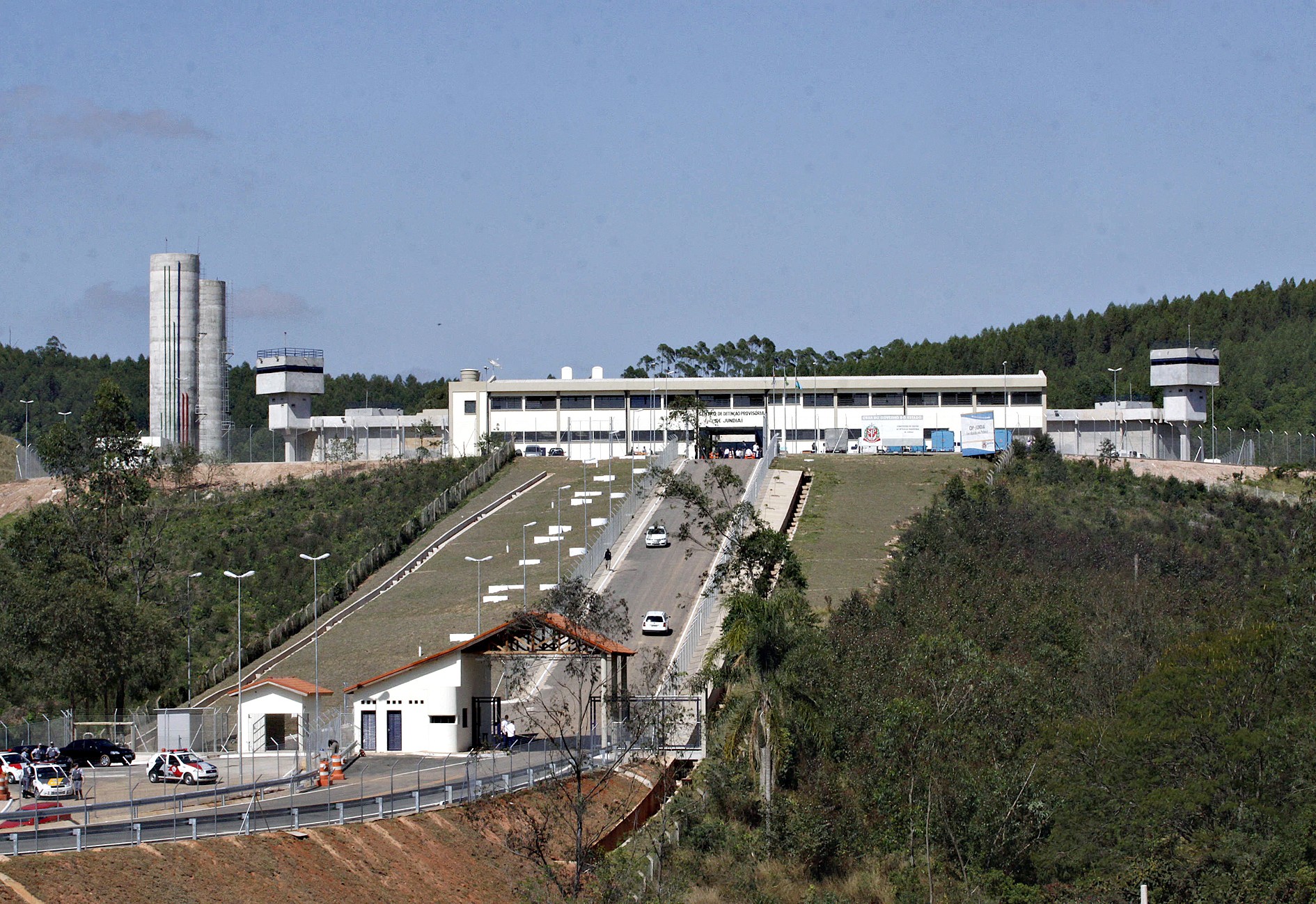 Detento é encontrado caído em cela e morre em CDP de Jundiaí no mesmo dia em que recebeu liberdade