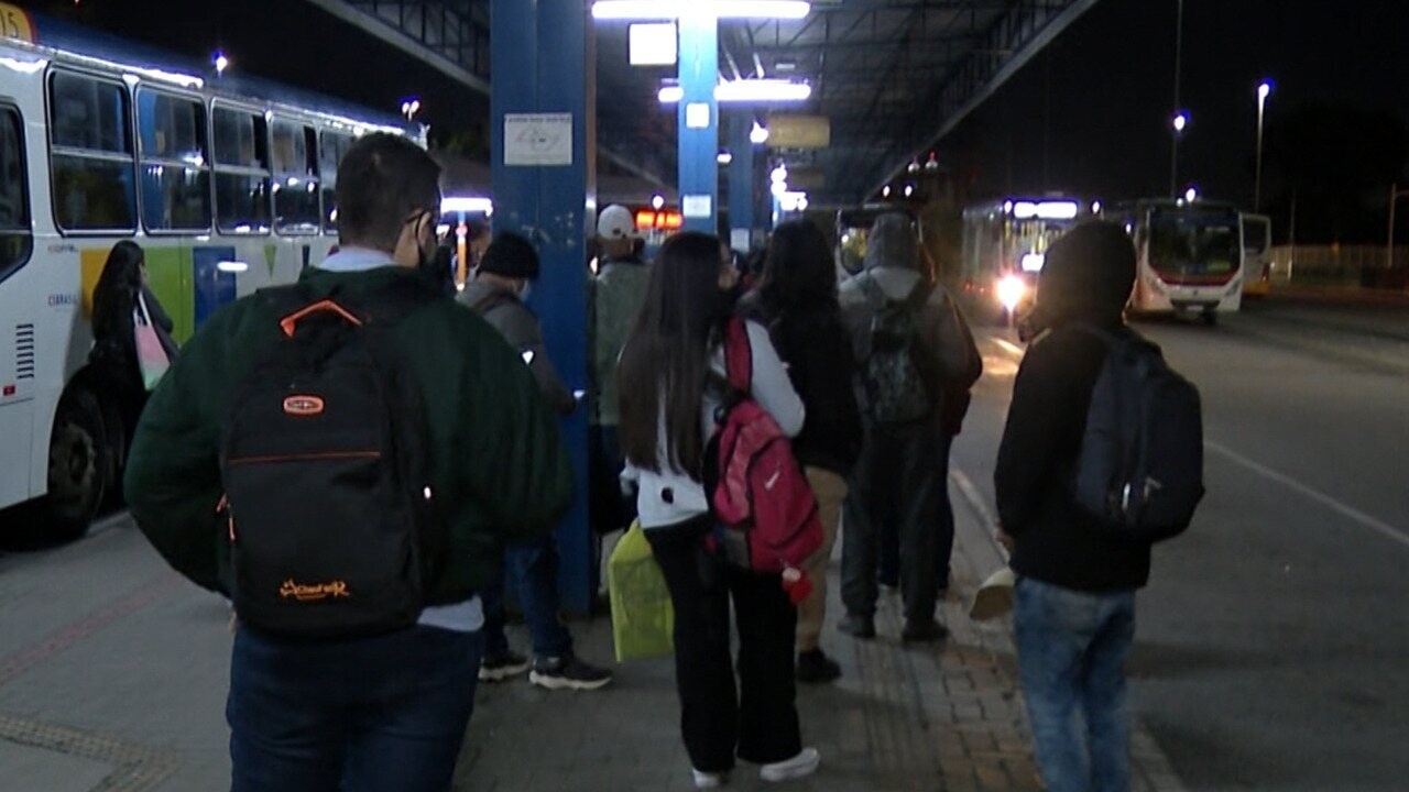 Itinerário de ônibus em Sabaúna têm  alteração nesta quinta-feira
