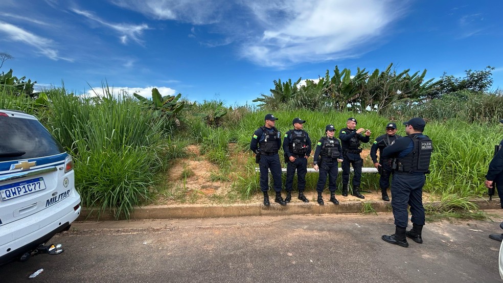Ossada foi encontrada em área de mata — Foto: Arquivo pessoal