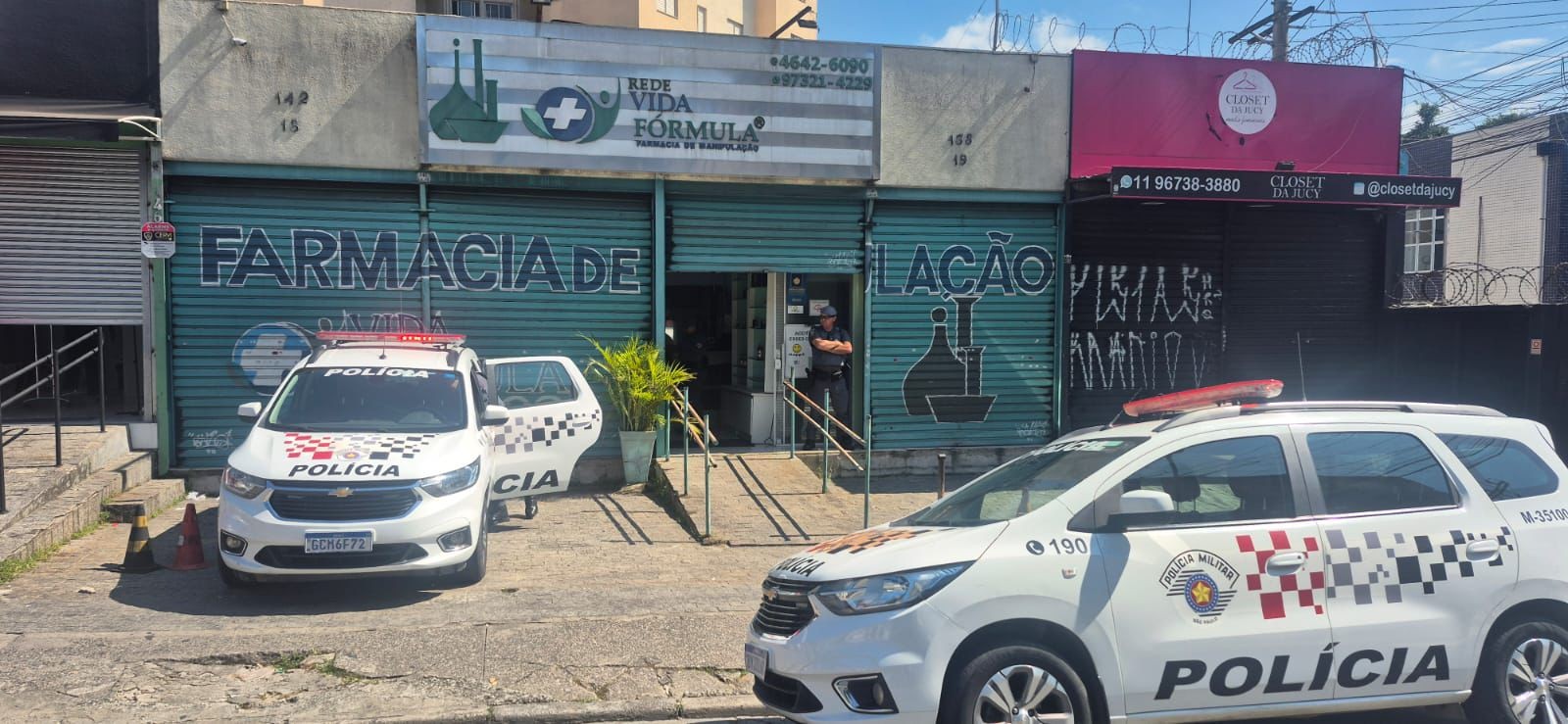 PM encontra remédios vencidos em cômodo falso de farmácia em Itaquaquecetuba