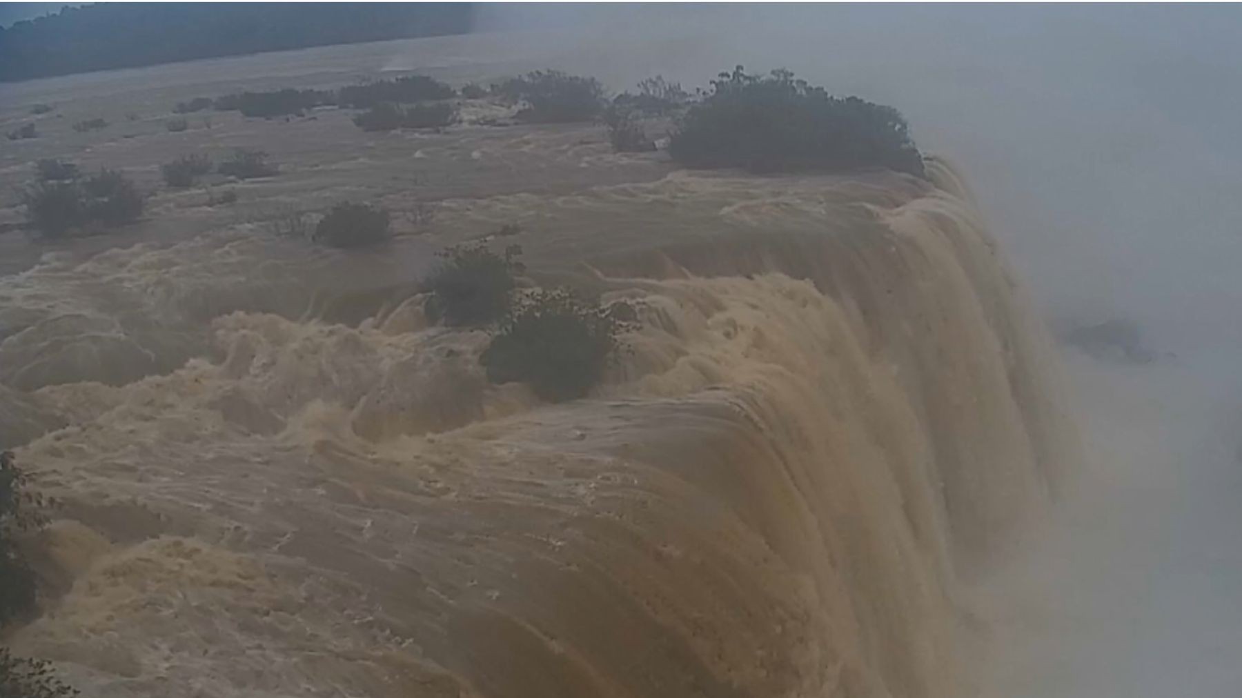 VÍDEO: Cataratas do Iguaçu registram vazão quatro vezes maior do que o normal