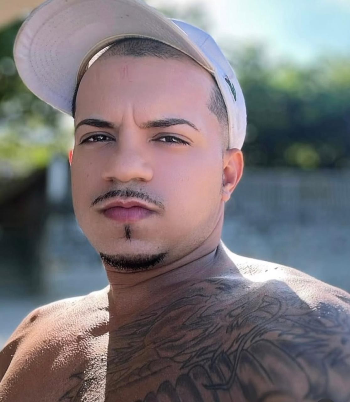 Homem é assassinado a tiros durante gravação de vídeos de carros em Barra Mansa 