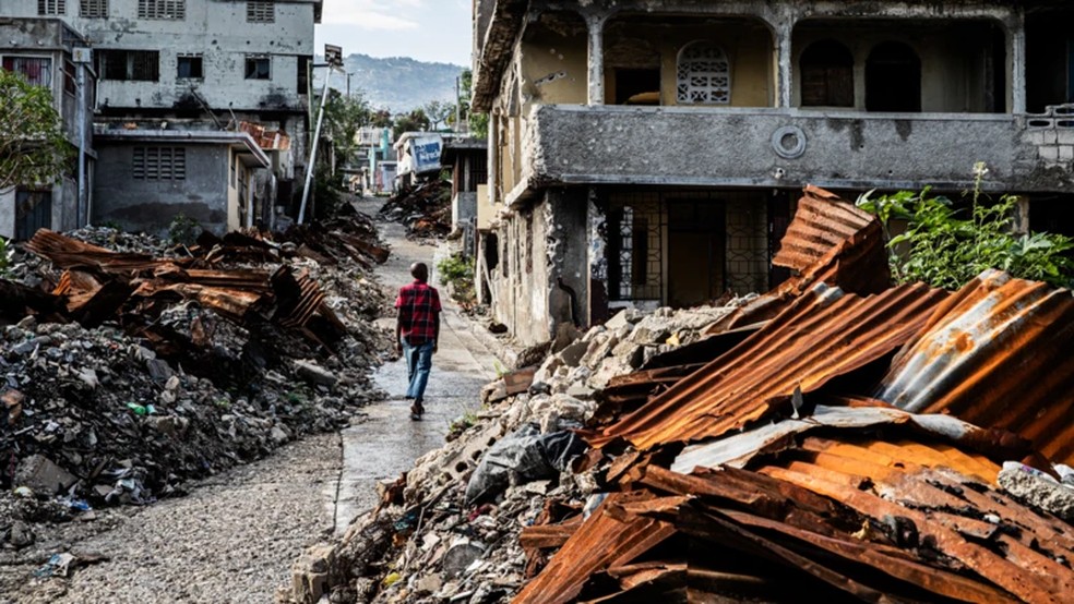 O bairro de Solino, em Porto Príncipe, foi alvo de ataques das gangues em dezembro de 2024 — Foto: Clarens Siffroy via BBC