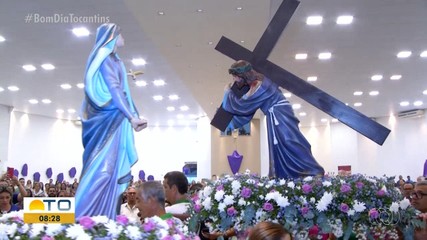 Fiéis se emocionam em Procissão do Encontro em Paraíso do Tocantins