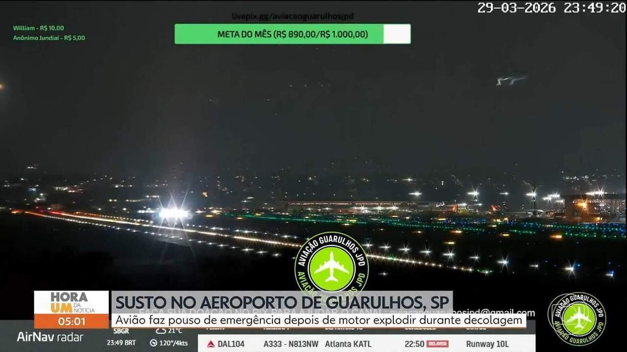 Vídeo mostra explosão de motor em avião