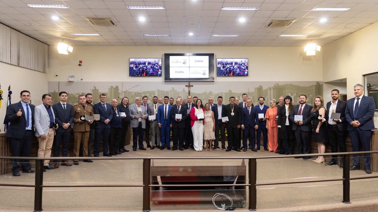 Câmara de Pouso Alegre conclui agenda anual de Honrarias de 2025