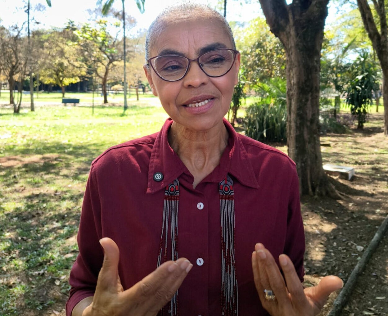 Marina Silva promete ampliar recursos para pesquisa em SP e combate ao negacionismo climático