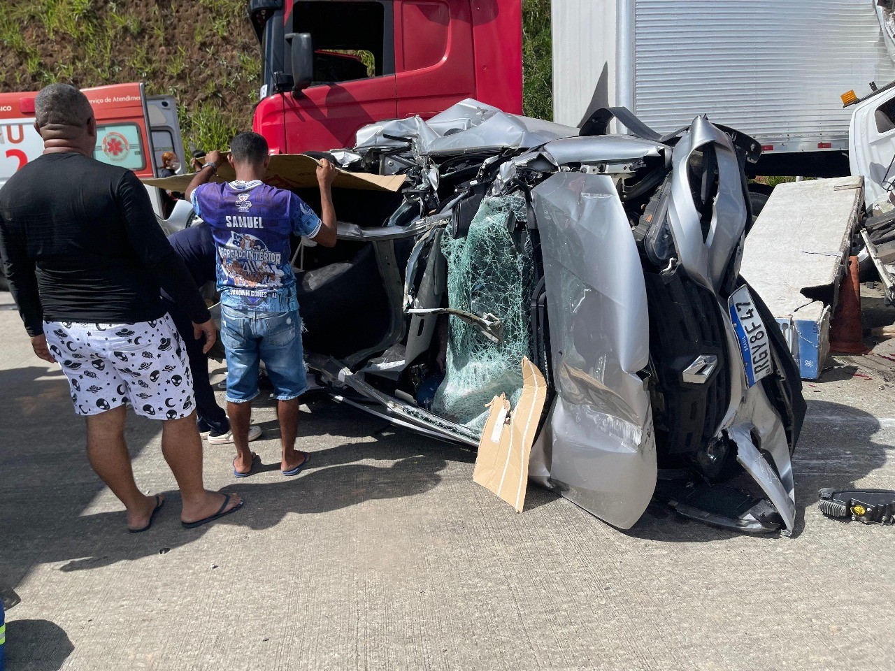 Família com crianças sobrevive a acidente em Joaquim Gomes, AL: 'Milagre', diz médica que ajudou no resgate | Alagoas | G1