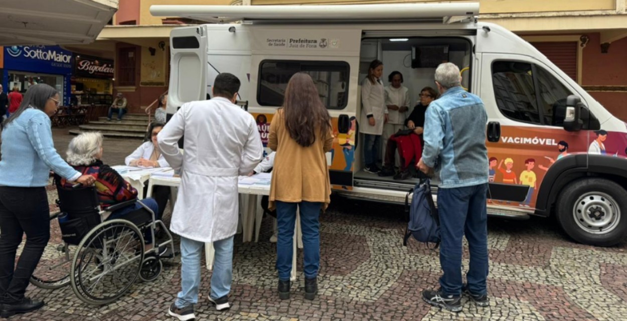 'Vacimóvel': Praças de Juiz de Fora terão vacinação toda quarta-feira