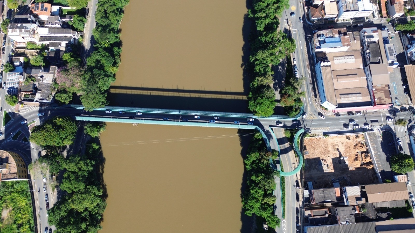 Ponte Pequetito Amorim terá uma faixa interditada para revisão preventiva em Volta Redonda