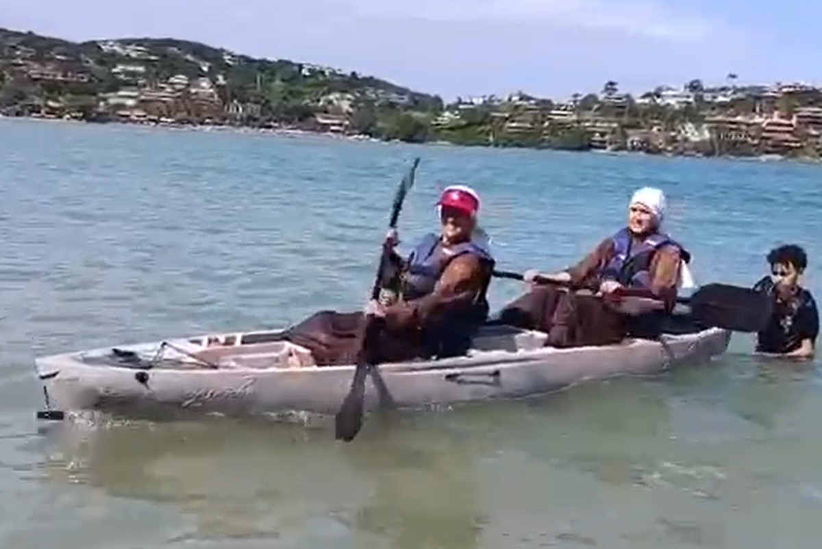 De hábito no caiaque: freiras aproveitam férias com esportes em Búzios
