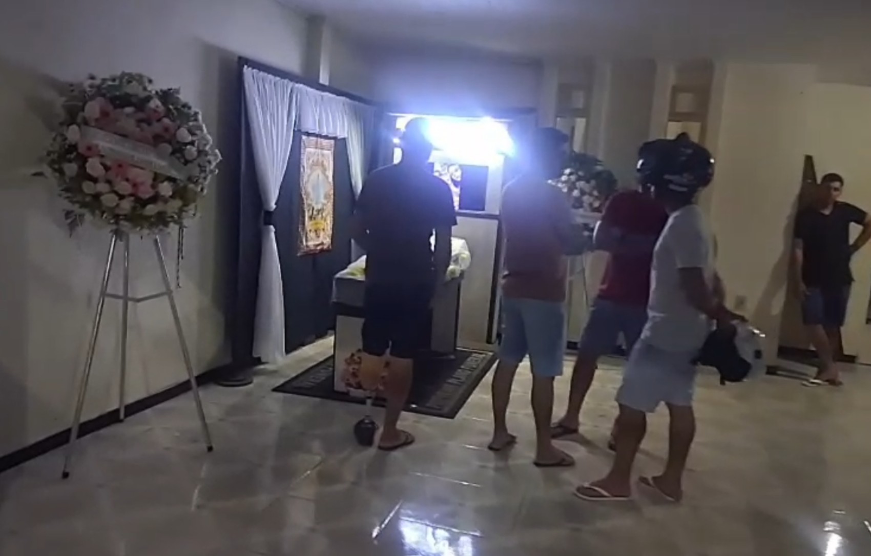 Corpo de mulher morta a facadas é sepultado em Moita Bonita