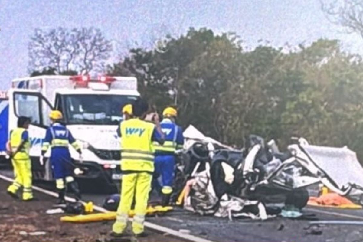 Mulher morre e dois ficam feridos após batida envolvendo quatro veículos na BR-158, em Aparecida do Taboado