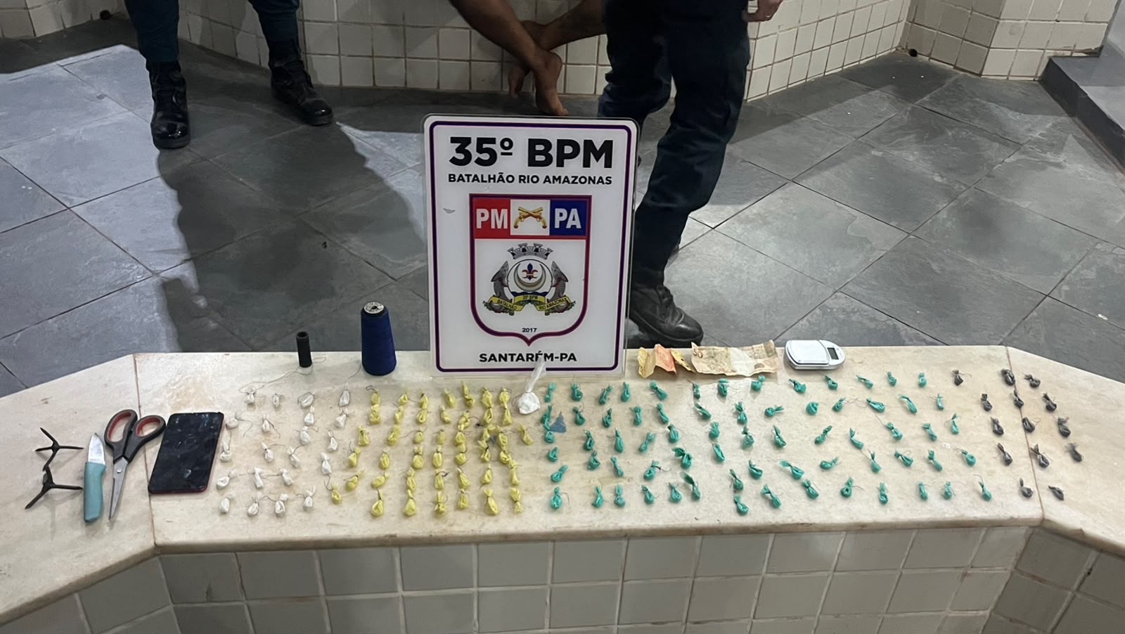 Homem é preso suspeito de gerenciar ponto de tráfico com disk-entrega na Comunidade do Tabocal em Santarém