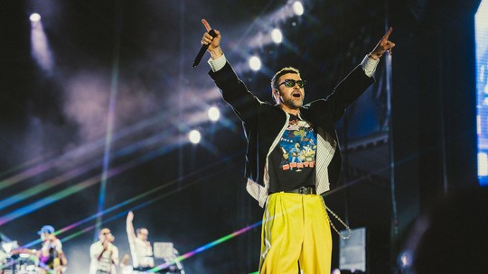 Justin Timberlake revela diagnóstico de doença de Lyme: 'Debilitante' - Músico escreveu que tem vivido com dor e fadiga e cogitou cancelar a turnê 'Forget Tomorrow', que acabou nesta quarta (30).