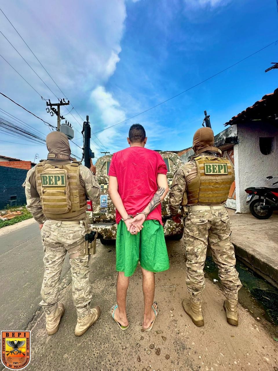 Suspeito de fingir ser entregador por aplicativo para matar homem na frente de casa é preso em Teresina