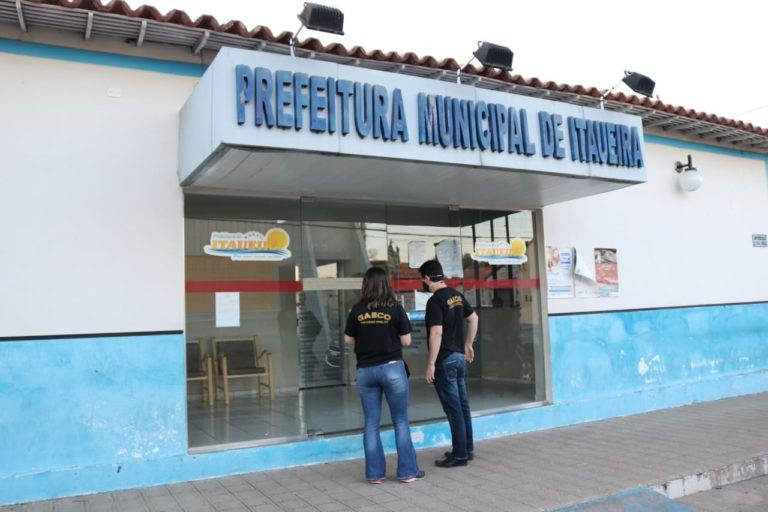 MPPI pede concurso público e suspensão de contratos de professores após irregularidades em Itaueira