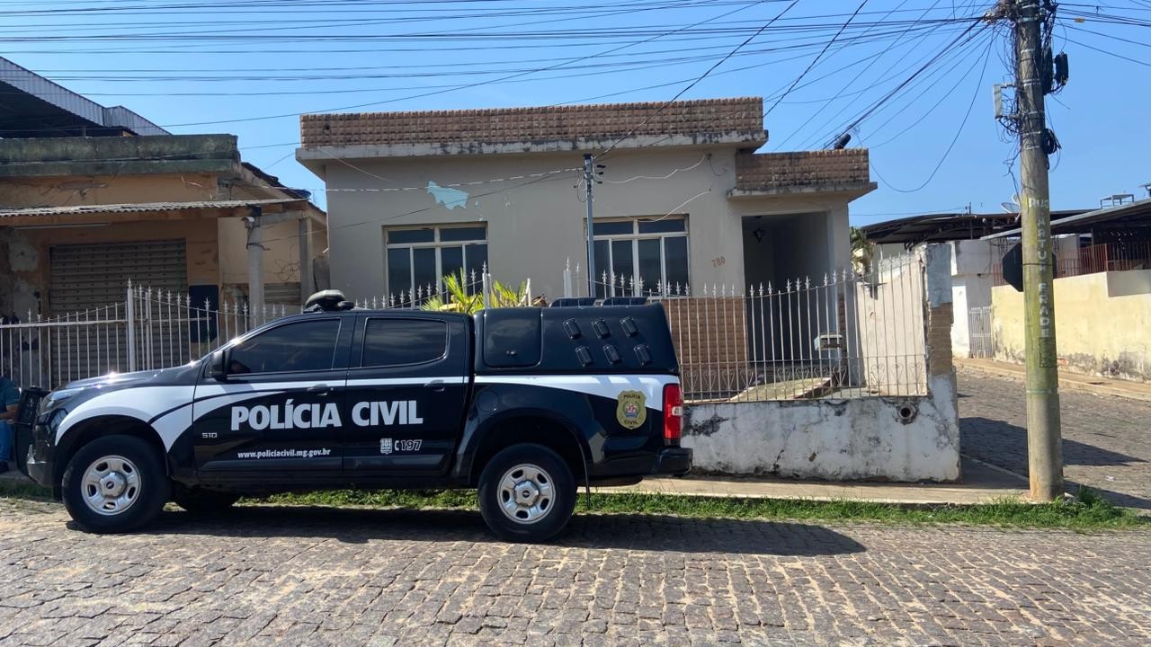 Polícia encontra crianças em alojamento precário de escolinha de futebol em MG
