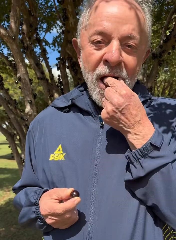 Lula brinca de jabuticaba com Trump