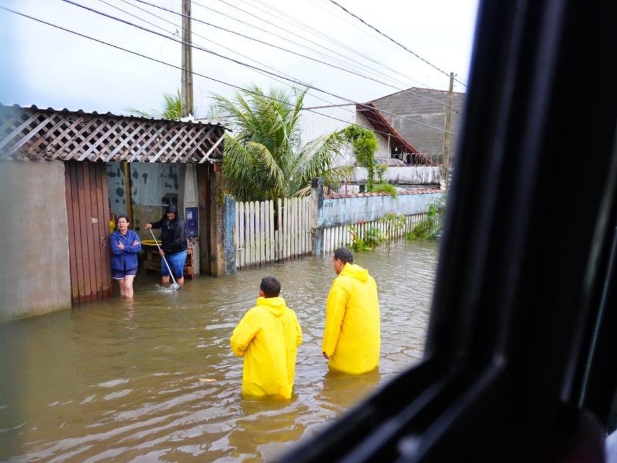 Mongaguá pede ajuda humanitária à Defesa Civil de SP após temporal que afetou mais de 500 famílias