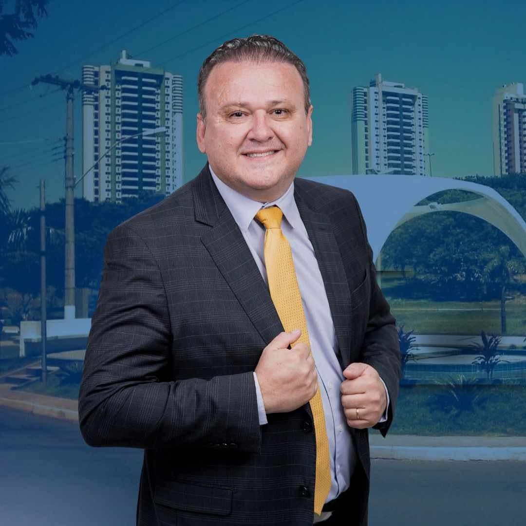 Presidente da Câmara Municipal publica resolução que aumenta salários de vereadores em 97,1% em Presidente Prudente