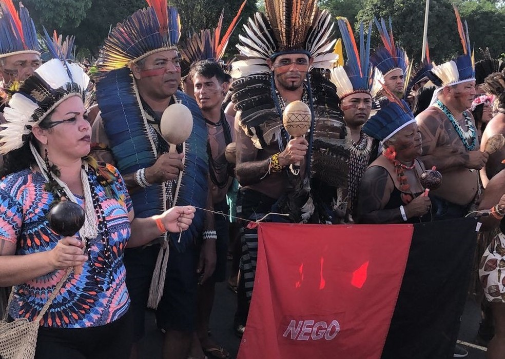 55 - Indígenas brasileiros - História