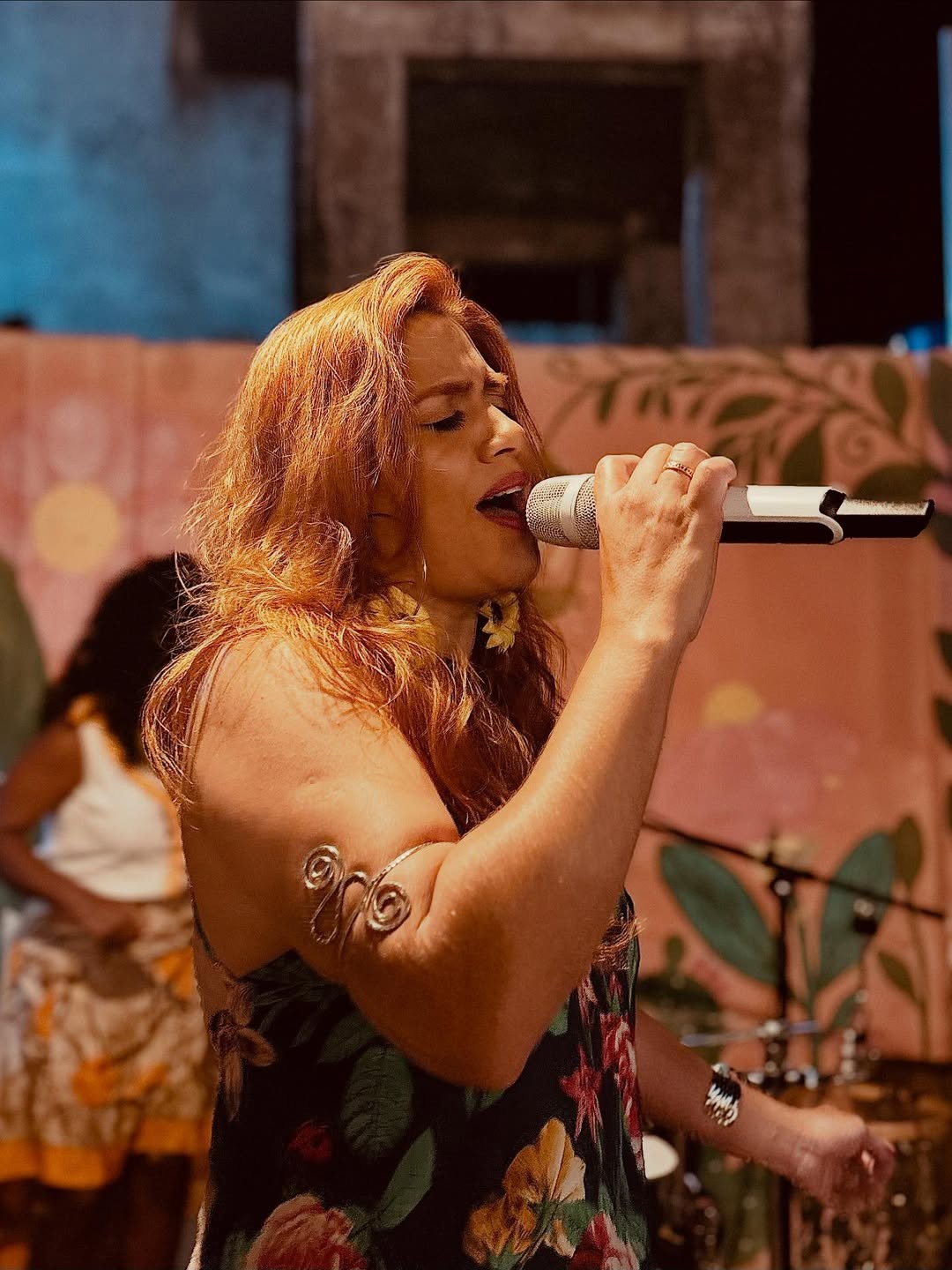 Espetáculo solidário em homenagem a Maria Bethânia será realizado nesta sexta (12) em Petrolina