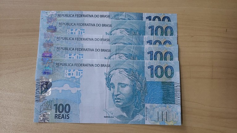 Homem é preso ao receber R$ 500 em cédulas falsas em Bauru