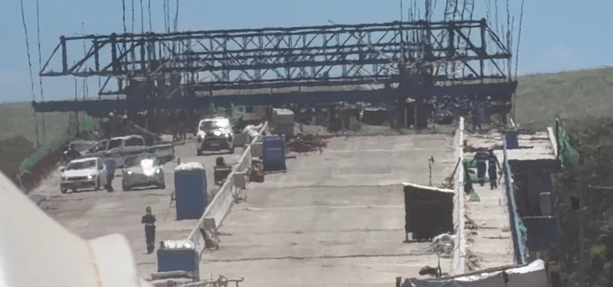 Desabamento em obra da Ponte do Futuro deixa trabalhadores feridos, na Paraíba