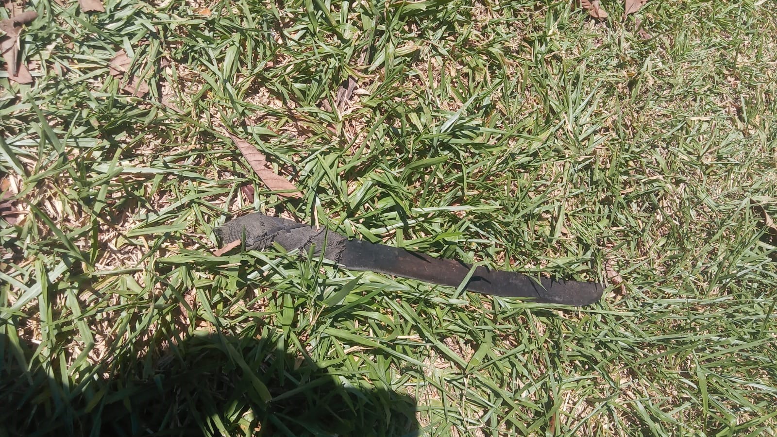 Homem em surto morre durante abordagem policial após atacar agentes com facão no RS, diz Polícia Militar