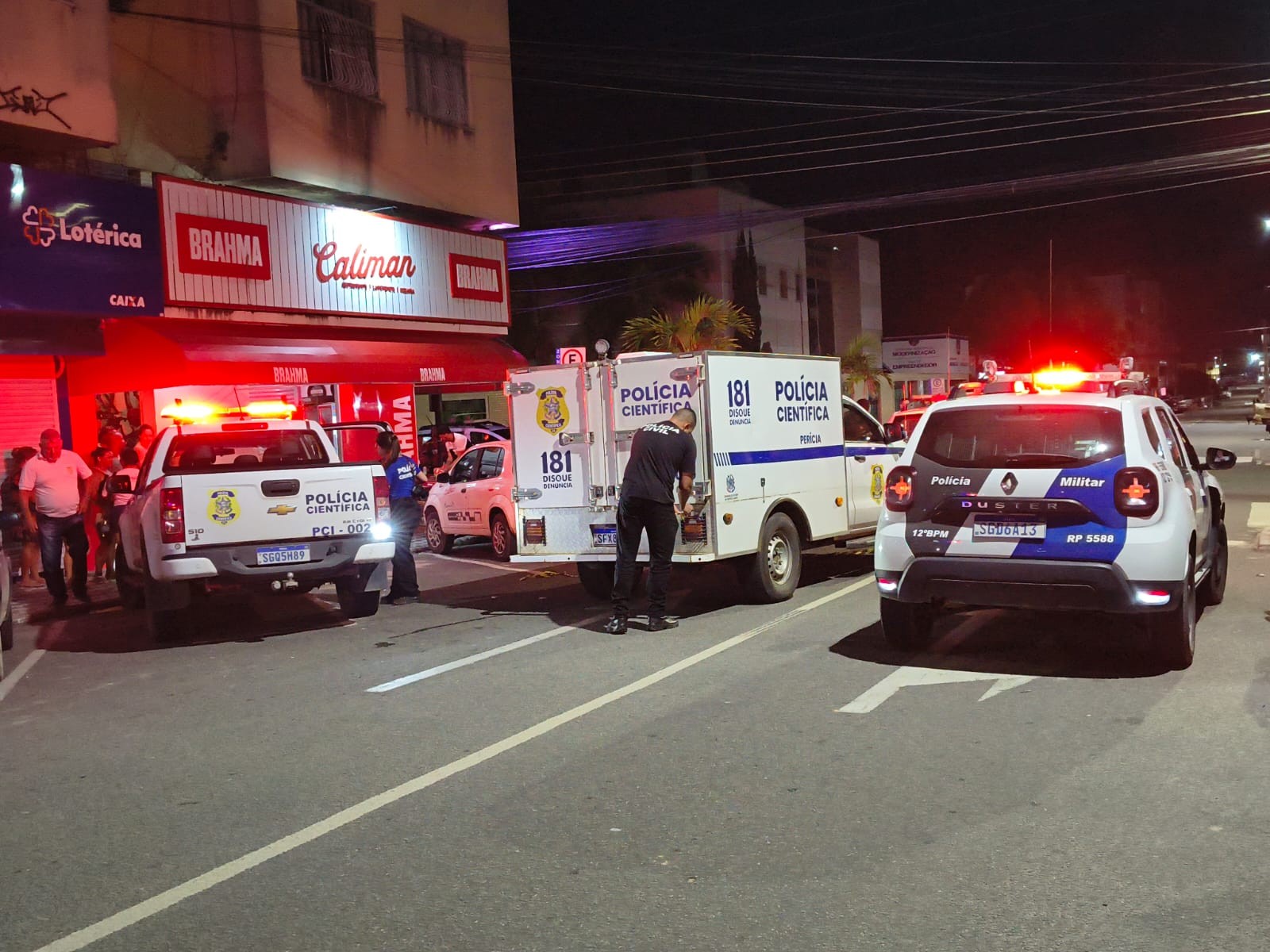 Cliente é morto a tiros em bar por homem que perdeu o irmão assassinado há poucos dias no ES