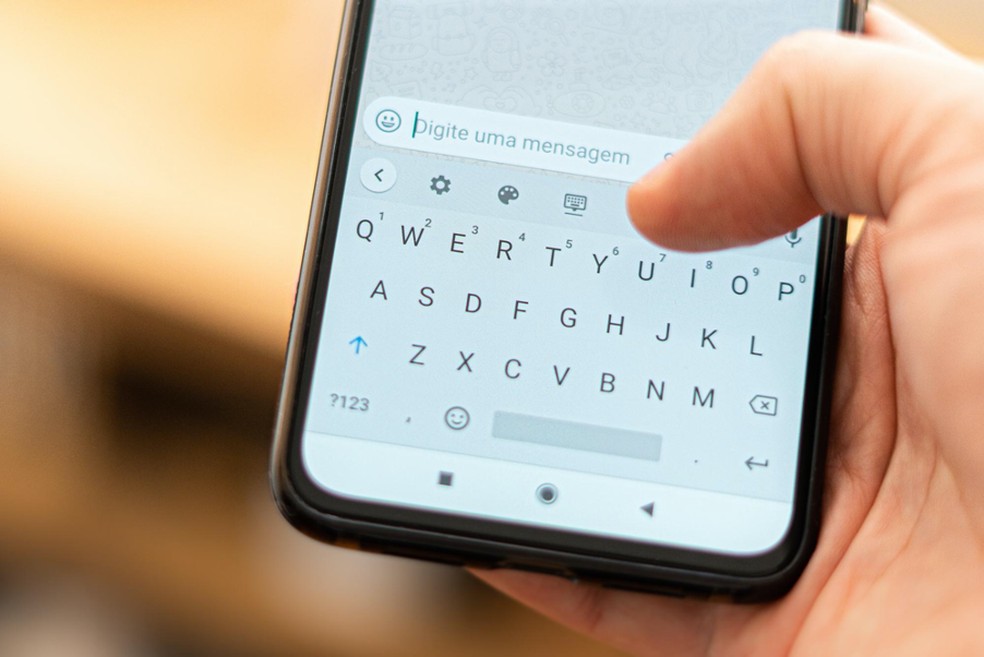 Comerciantes perdem R$ 20 mil após caírem em golpe — Foto: Bruno Alencastro