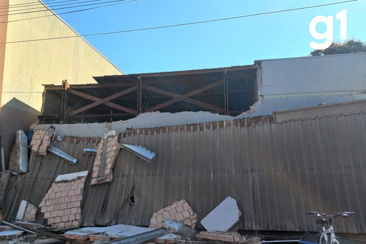 Trabalhador fica ferido após fachada de supermercado desabar em MT