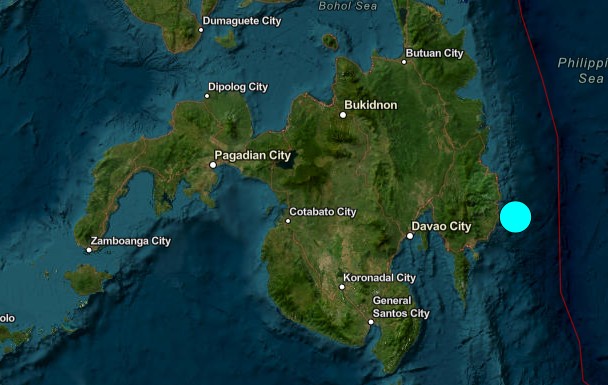 Terremoto de magnitude 7,4 atinge as Filipinas; tremor causa ameça de tsunami