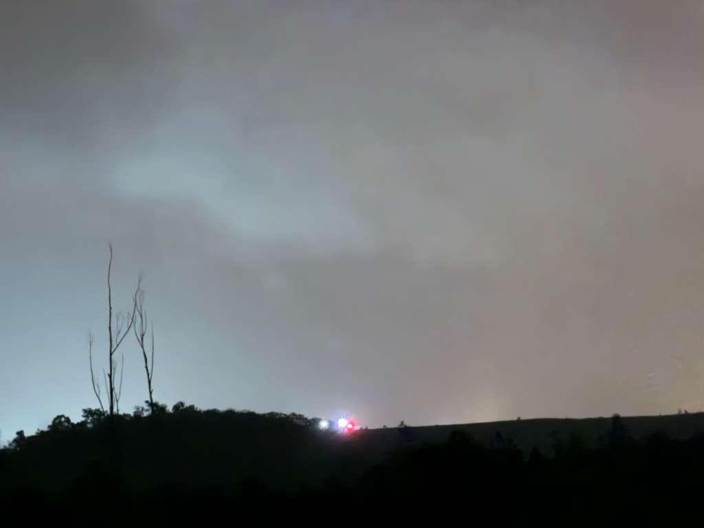 Avião de pequeno porte derrapa e sai da pista de aeroporto particular de São Roque 