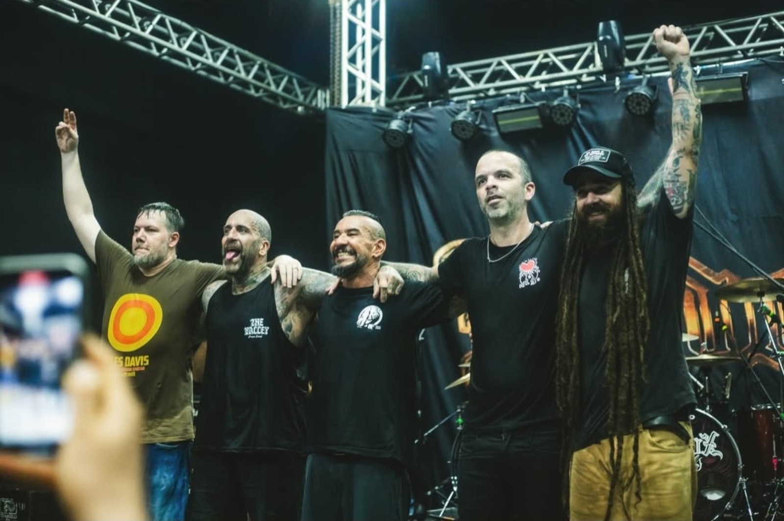 Rodox, com Rodolfo Abrantes, celebra reencontro em show especial em Fortaleza​‌​