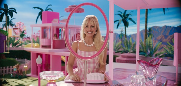 Feminista no cinema, Barbie era vista como 'a namorada do Ken', diz  especialista: 'era uma personagem sem função', Rio Grande do Sul