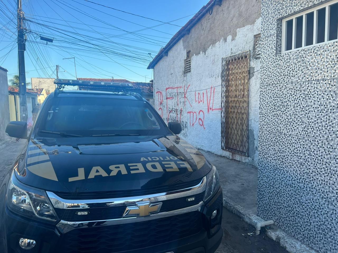 Polícia Federal faz operação contra grupo que ameaçava moradores e exibia armas de fogo em redes sociais na PB