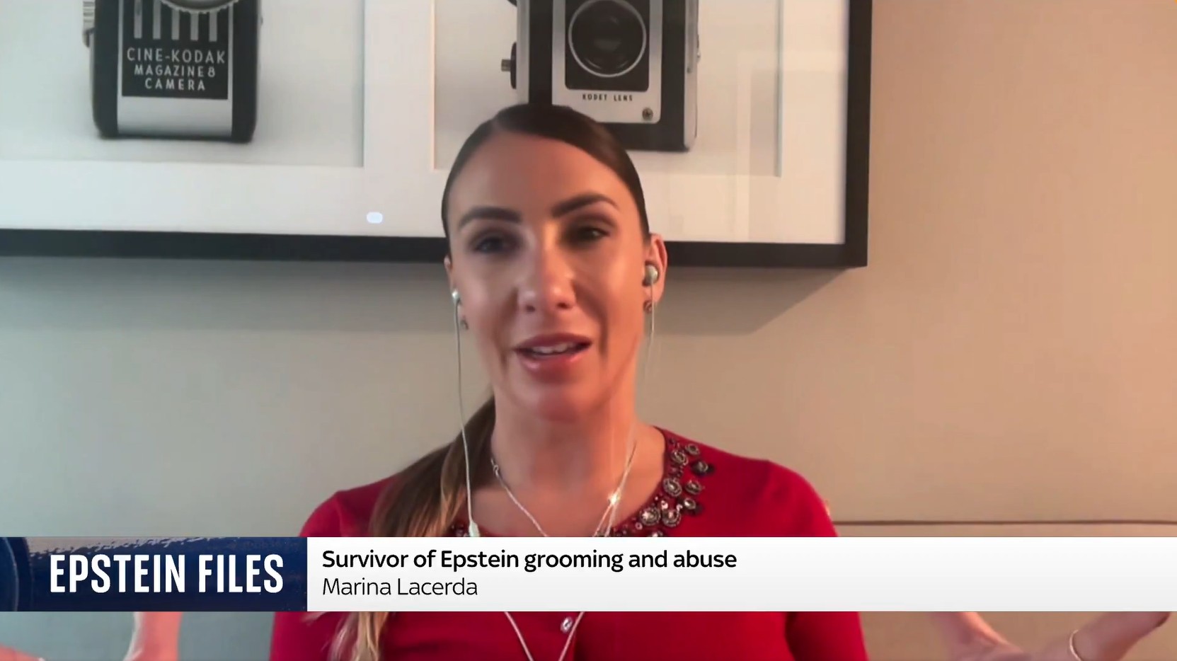 Brasileira abusada por Epstein critica censura em fotos e documentos dos arquivos de Epstein: 'Tapa na cara'