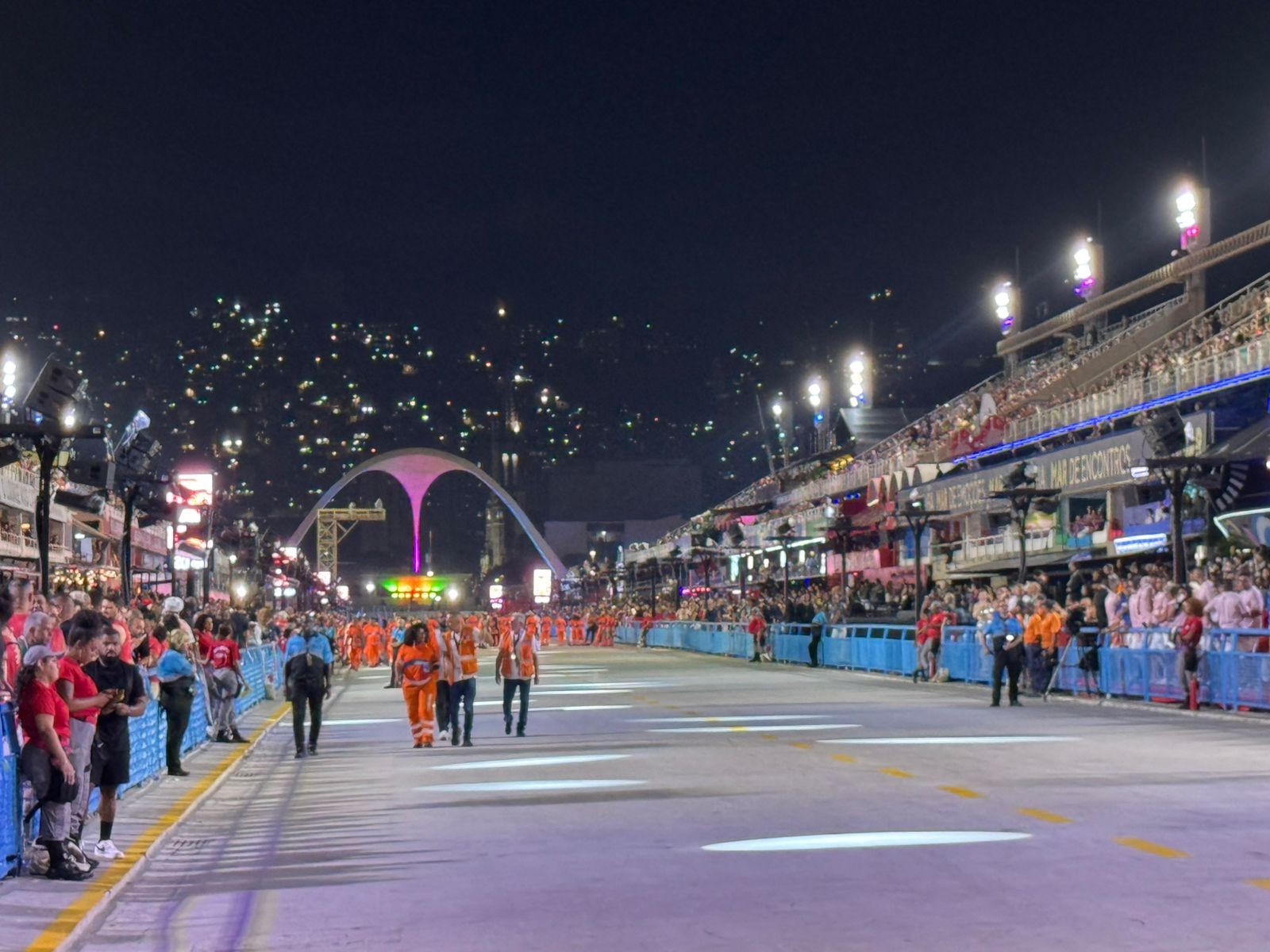 Série Ouro: 8 escolas se apresentam neste sábado