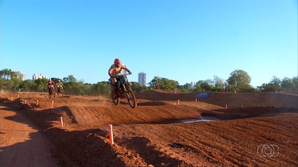 Pilotos de vários estados participam do 4º GP de Motocross em Palmas