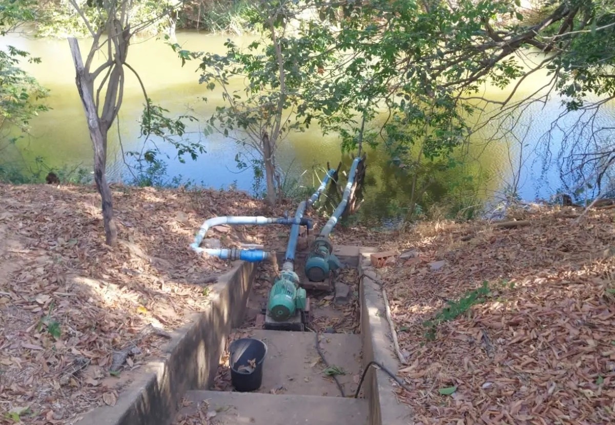 Dez captações irregulares de água são encontradas no Rio Piauí; Semarh busca responsáveis