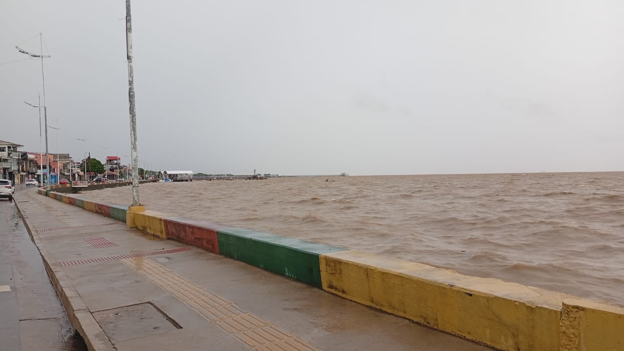 Defesa Civil reforça medidas de proteção após fortes chuvas em Macapá