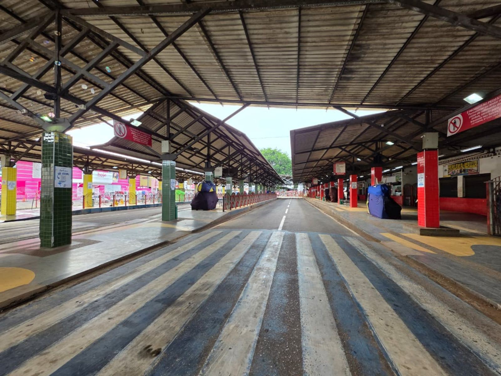 Com Terminal Urbano vazio, frota de ônibus é totalmente paralisada em Rio Branco