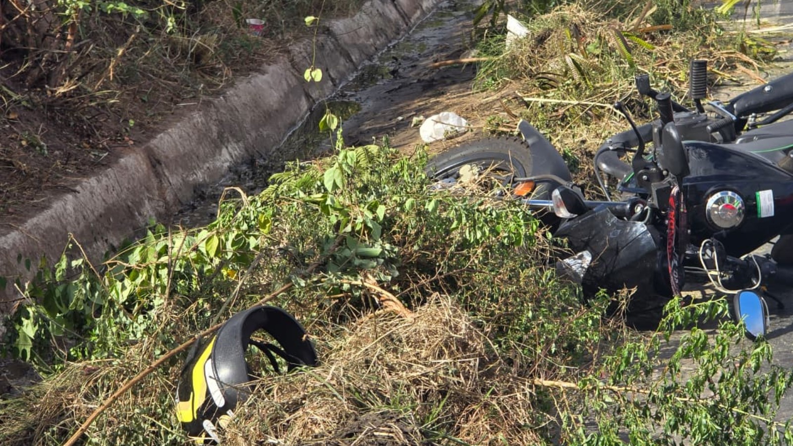 Passageiro de moto por aplicativo morre em acidente com caminhão em Teresina 