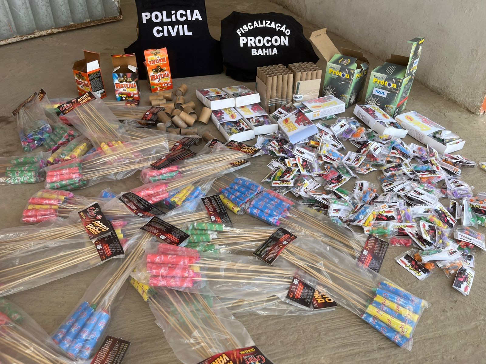 Fogos de artifício clandestinos são apreendidos na Bahia a quatro dias do réveillon